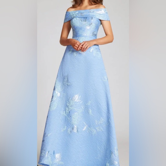 Mother of Bride/groom - Picture 4 of 4